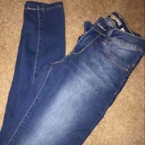 Wanna betta butt jeans